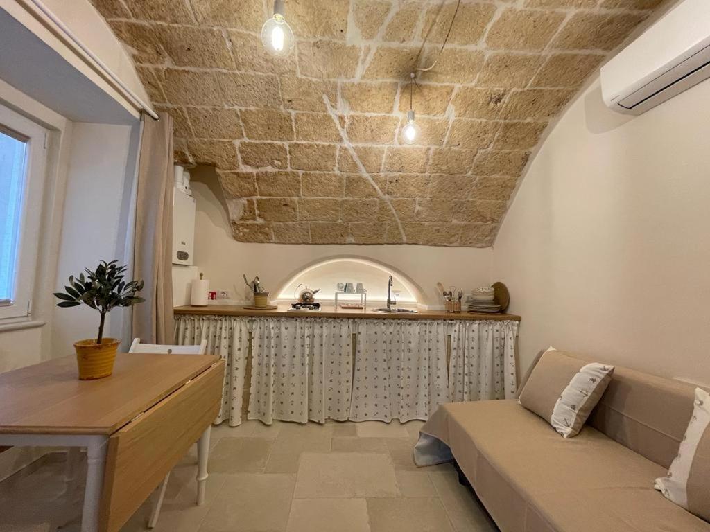 La Piccola Sanremo - Room & Coffee - Монополи Экстерьер фото